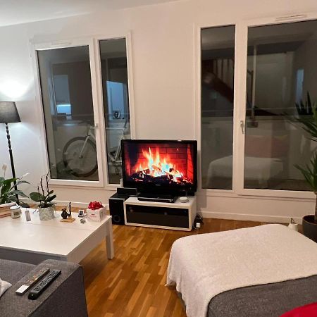 Entire Apartment With Terrace Paris Dış mekan fotoğraf