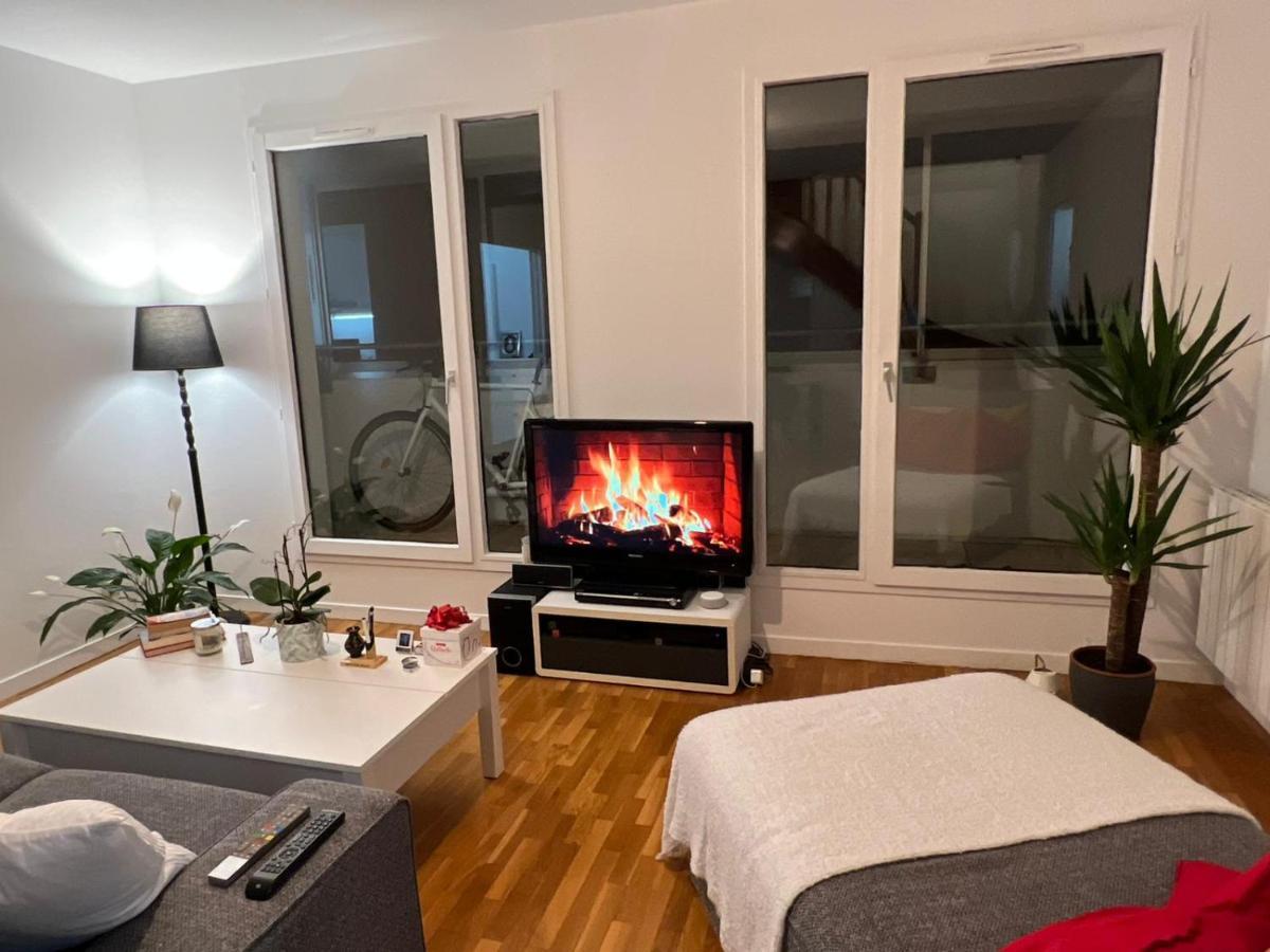 Entire Apartment With Terrace Paris Dış mekan fotoğraf